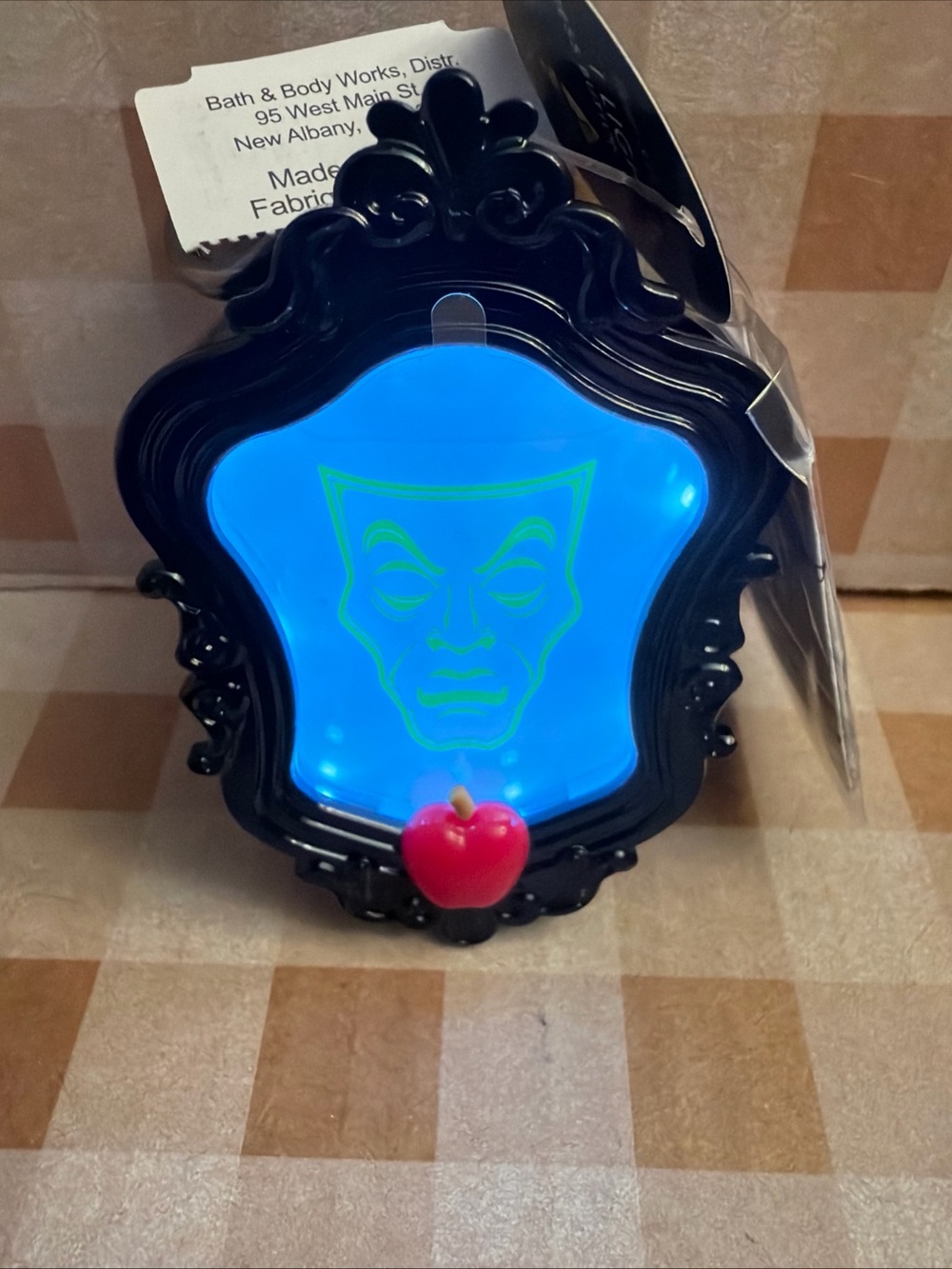 Bath and Body Works Disney VILLIANS Snow White Mirror Light Up PocketBac